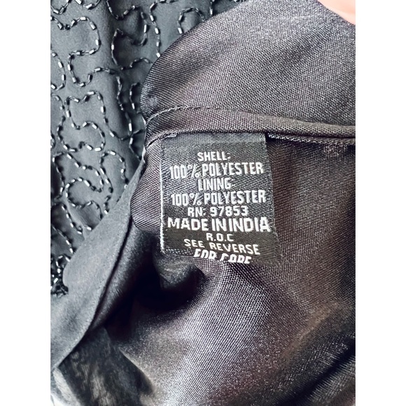 JKARA 🌸 Beaded Black Bell Sleeve V-Neck Top w Sharktail Hem - Picture 12 of 13